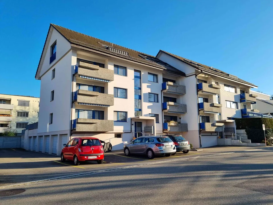 4.5 Z-Dachwohnung mit Terrasse Wfl. 122 m2