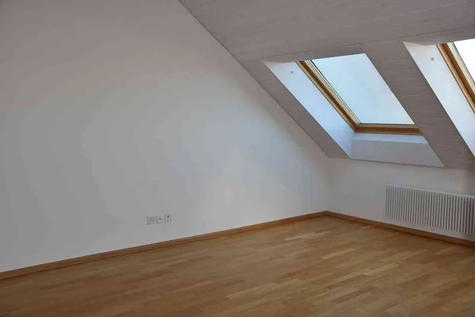 4.5 Z-Dachwohnung mit Terrasse Wfl. 122 m2
