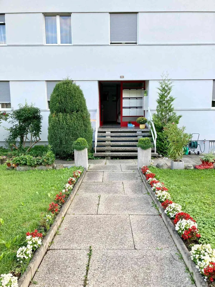 4.5 Zimmer Wohnung zentrale ruhige Lage