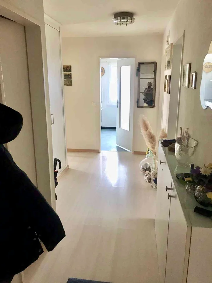 4.5 Zimmer Wohnung zentrale ruhige Lage