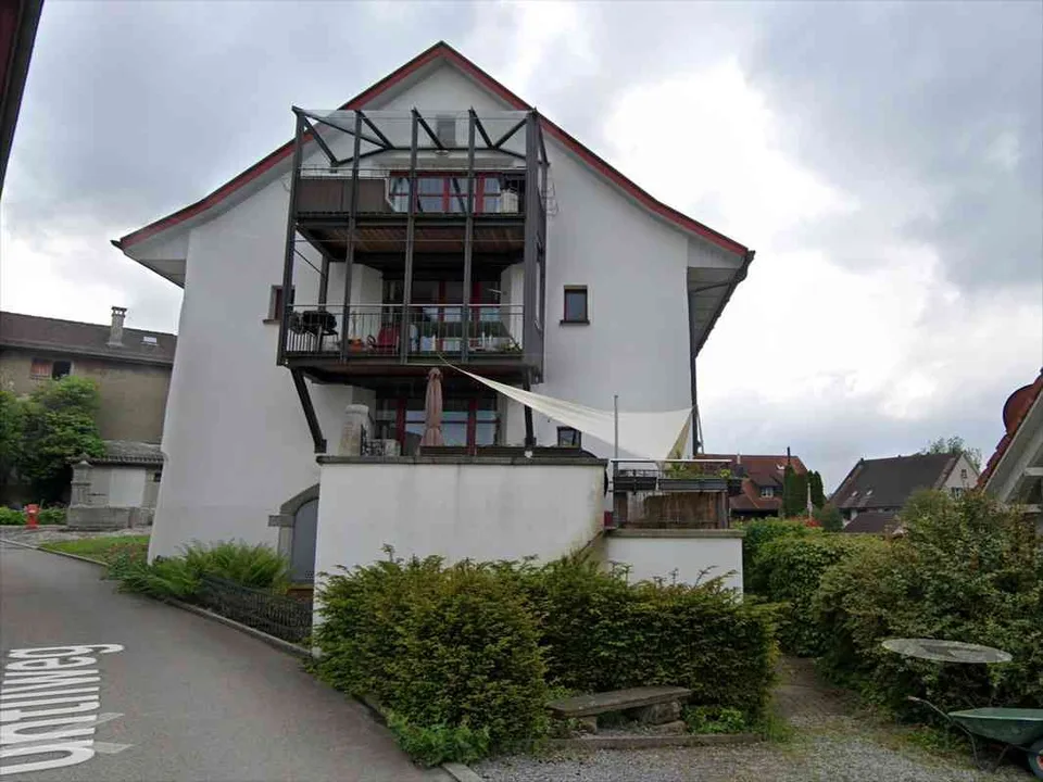 Mehrfamilienhaus – photo 2 of 2