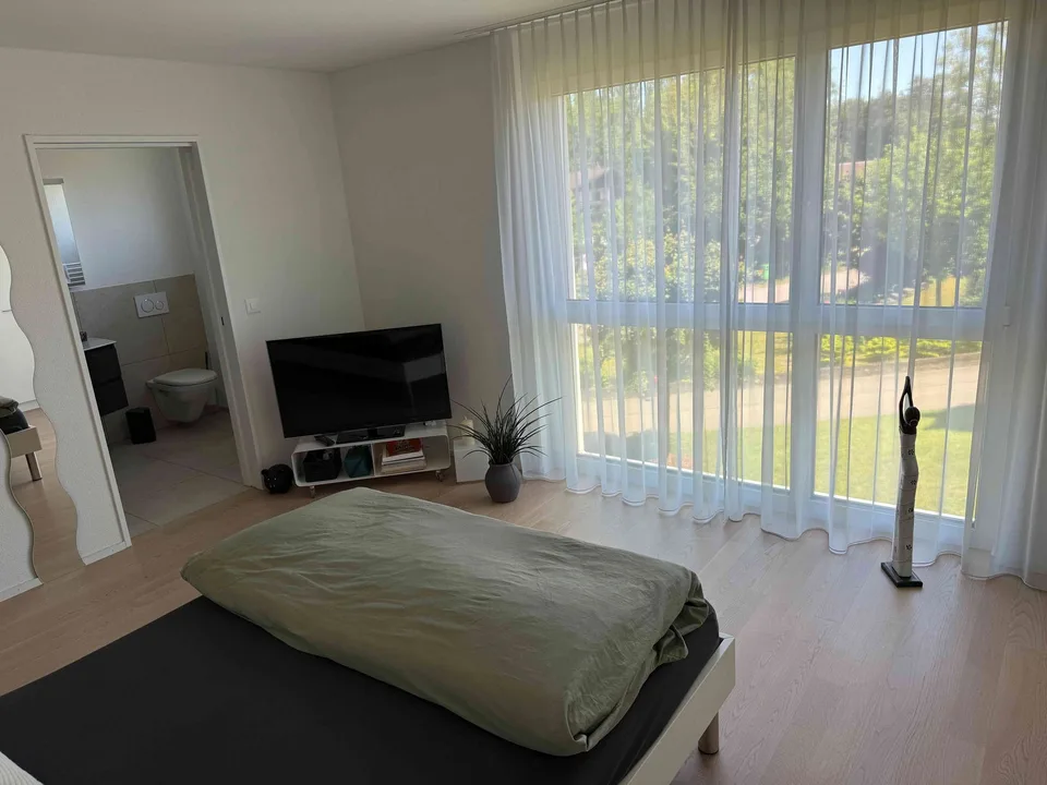 grosszügige und helle 3 ½-Zimmerwohnung (BGF 116 m2) – photo 8 sur 12
