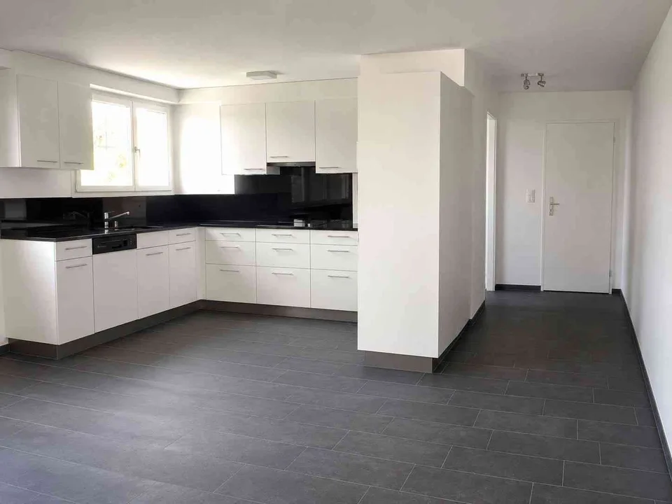 Sehr schöne, 3.5 Zimmer Wohnung zu vermieten