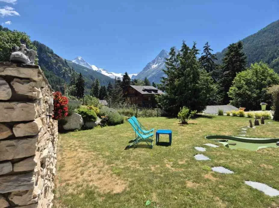 Maison + dépendance, jardin clos, vue Dent Blanche — Evolène – Foto 4 von 4