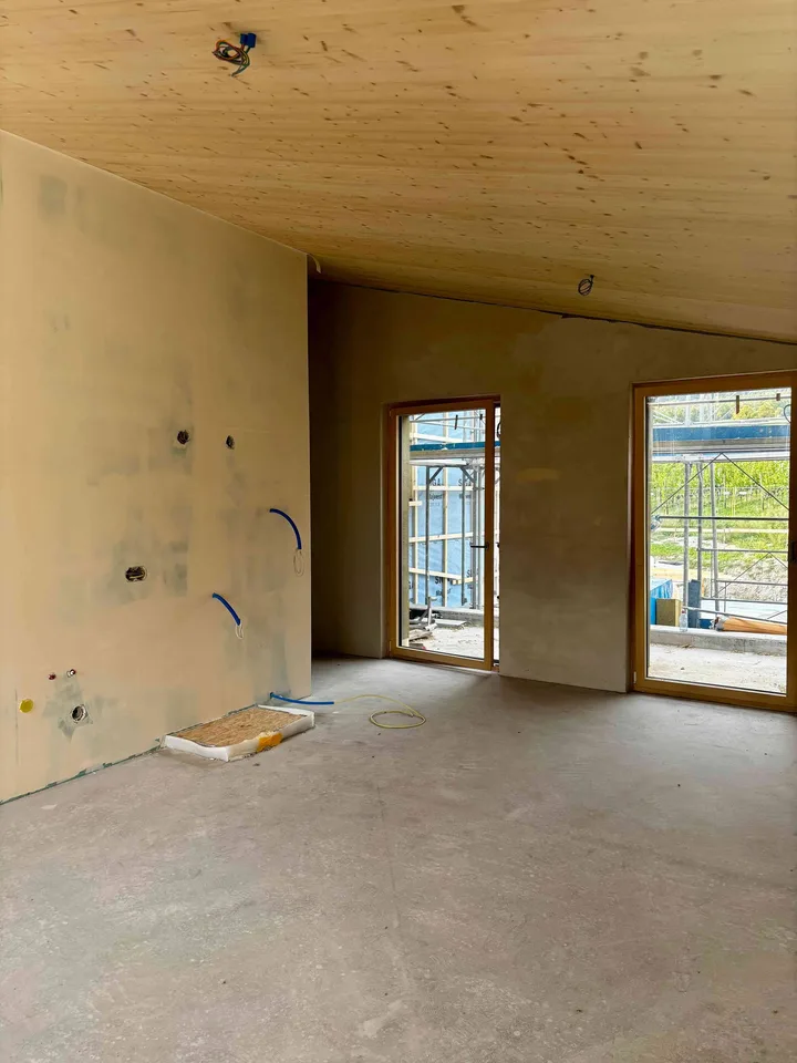 Lichtdurchflutetes Neubau-Studio in Maienfeld zu vermieten