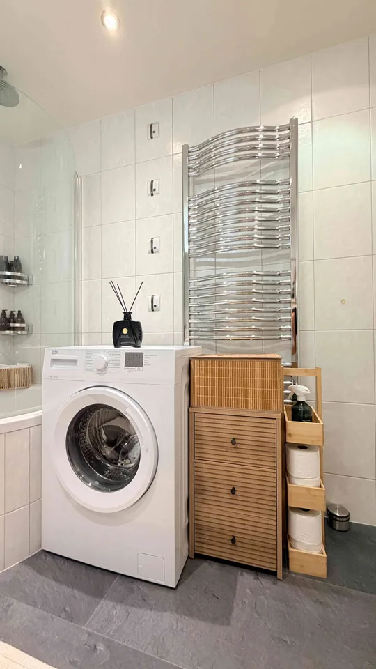 Lichtdurchflutete 3,5-Zimmer-Wohnung mit Bergsicht – foto 9 di 13