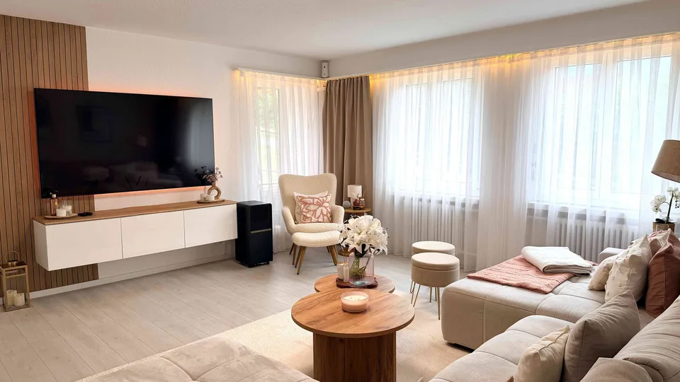 Lichtdurchflutete 3,5-Zimmer-Wohnung mit Bergsicht – foto 5 di 13