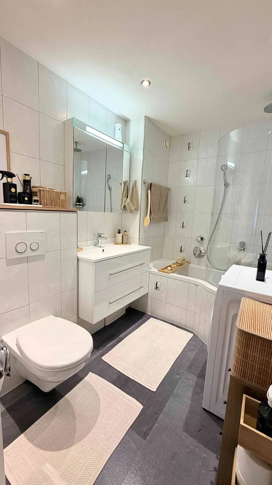 Lichtdurchflutete 3,5-Zimmer-Wohnung mit Bergsicht – foto 8 di 13