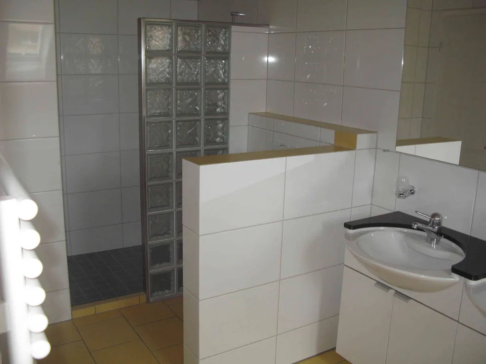 Grosszügiger 5,5-Zimmer-Hausteil in ruhiger Lage – foto 9 di 13
