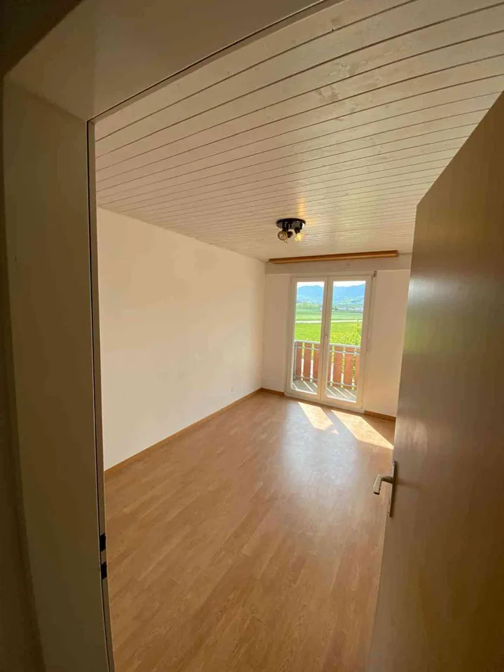 Nachmieter gesucht – 5,5-Zimmer-Eckreihenhaus