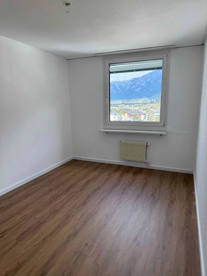 ?? 3.5-Zimmer-Wohnung in Domat/Ems – frisch renoviert