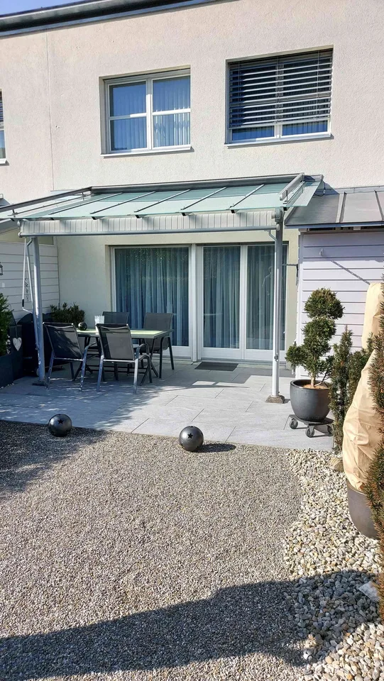 Schönes 4.5 Zimmer Mittelhaus zu vermieten