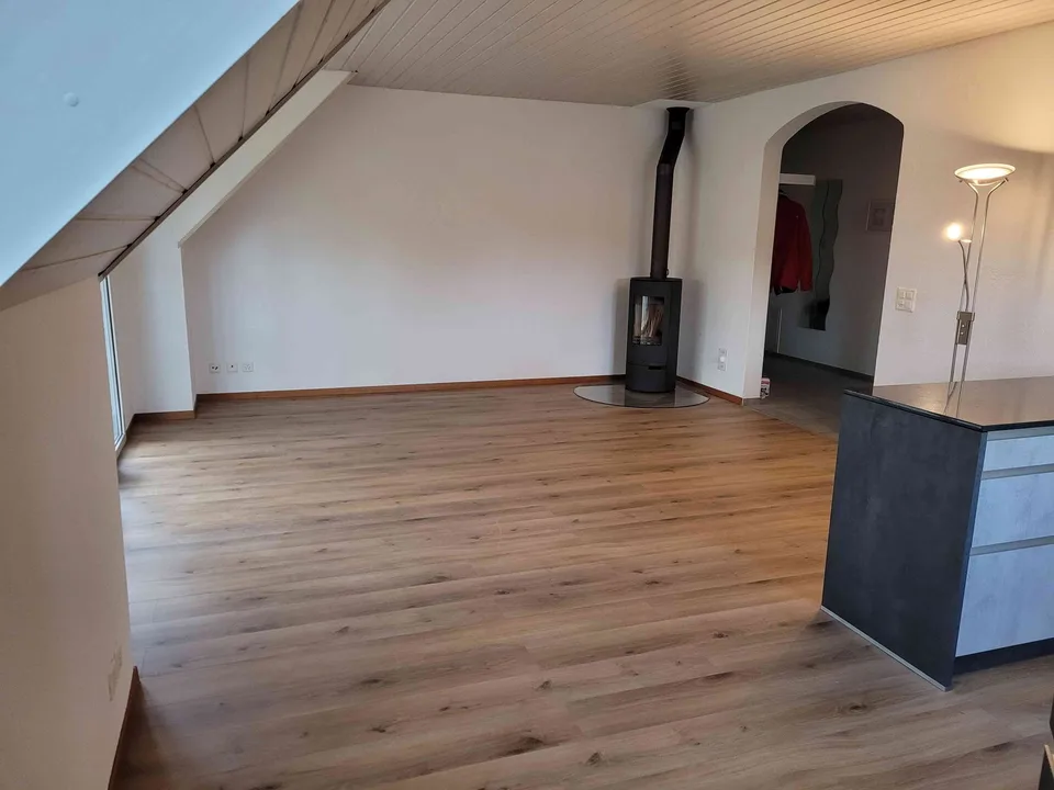 Tolle Dachwohnung mit Weitblick