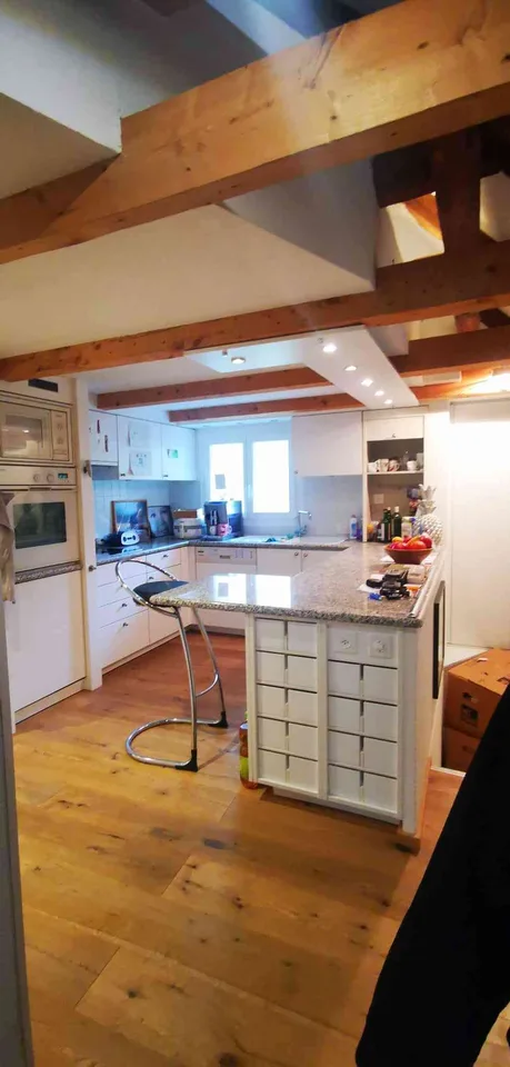 Charmantes 3-Zimmer-Loft in Au SG – Altbau mit Charakter