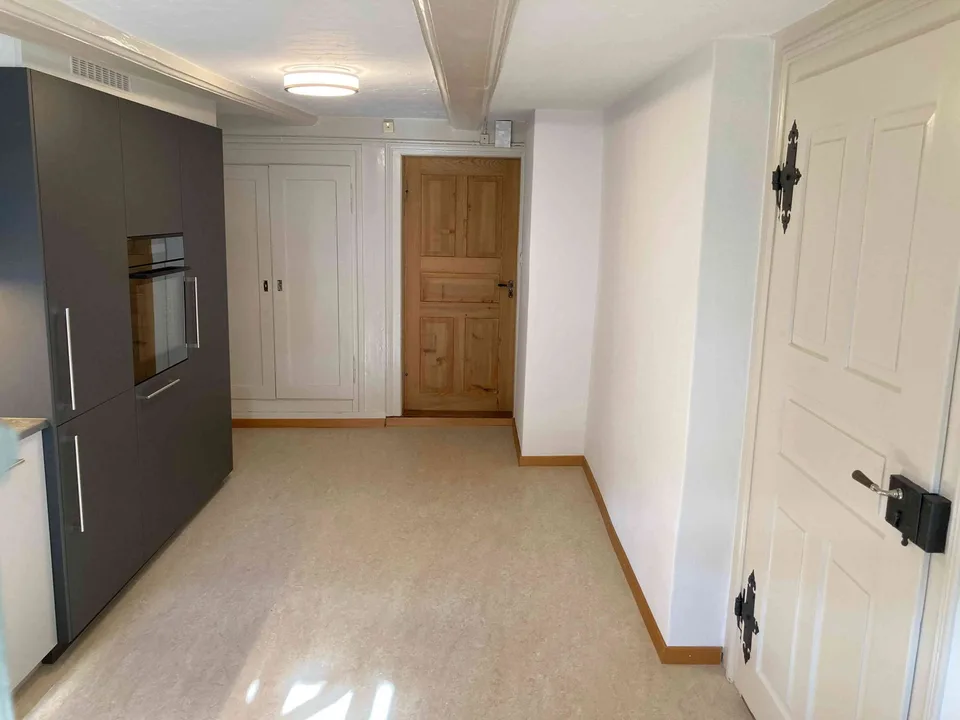 Charaktervolle 3½-Zimmer-Wohnung mit wunderschönem Parkettboden
