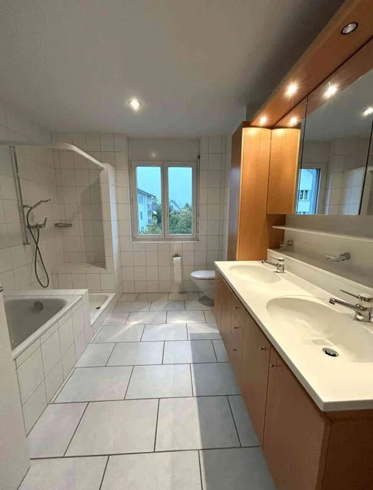 Charmant appartement de 3.5 pièces avec balcon à Meyrin