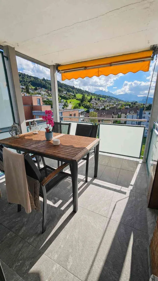 Möblierte 3.5-Zimmer-Wohnung in Dierikon – Wohnen auf Zeit mit Panoram