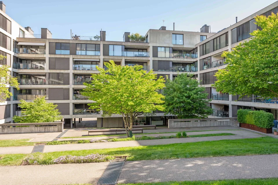 Helle 3.5-Zi.-Whg. mit 112 m², sonnigem Balkon & inkl.Tiefgaragenplatz – Foto 9 von 20