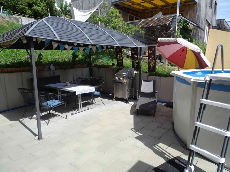Zentral gelegener 4.5 Zimmer Hausteil am Sonnenhang von Degersheim – foto 4 di 8