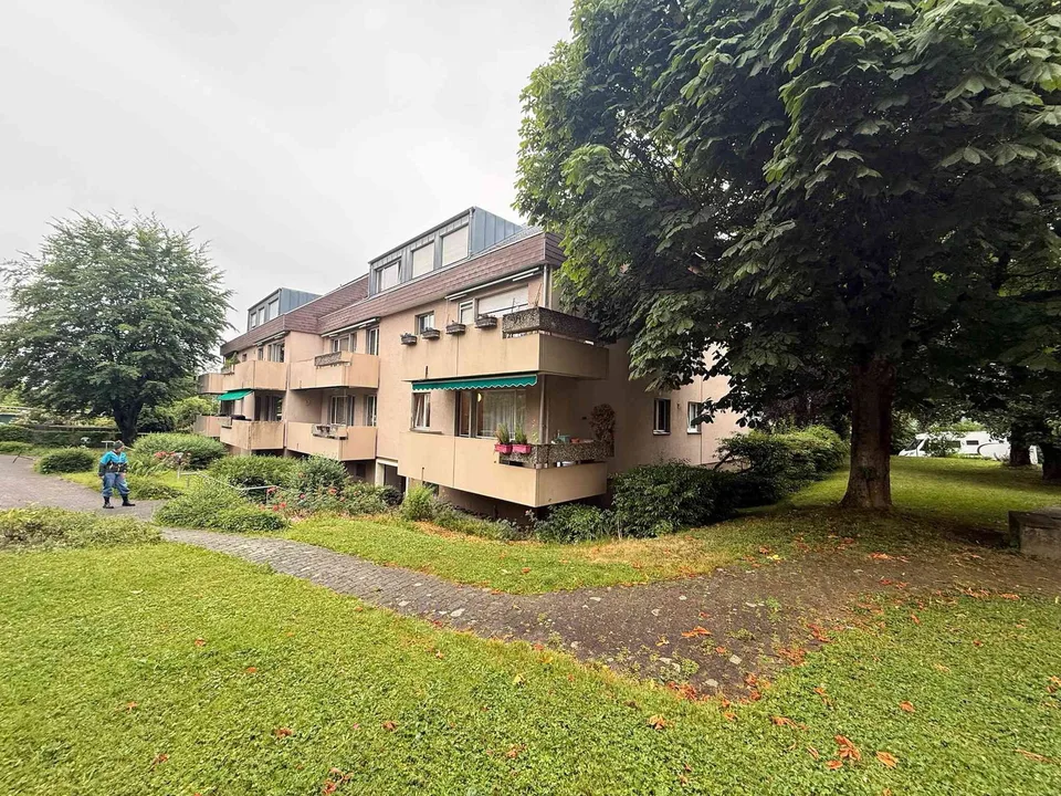 Erstbezug nach umfassender Renovation – grosszügige 4½-Zimmer-Wohnung