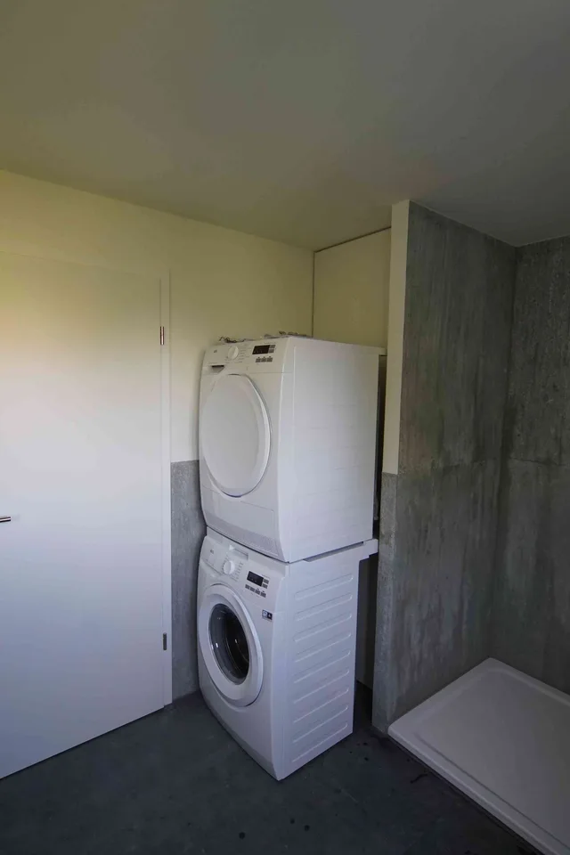 Sonnige 2,5 Z-Wohnung mit Seesicht mit modernstem Ausbaustandart