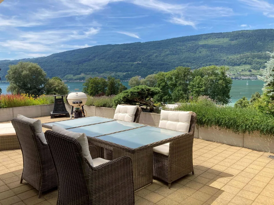Charmantes Haus mit Seeblick