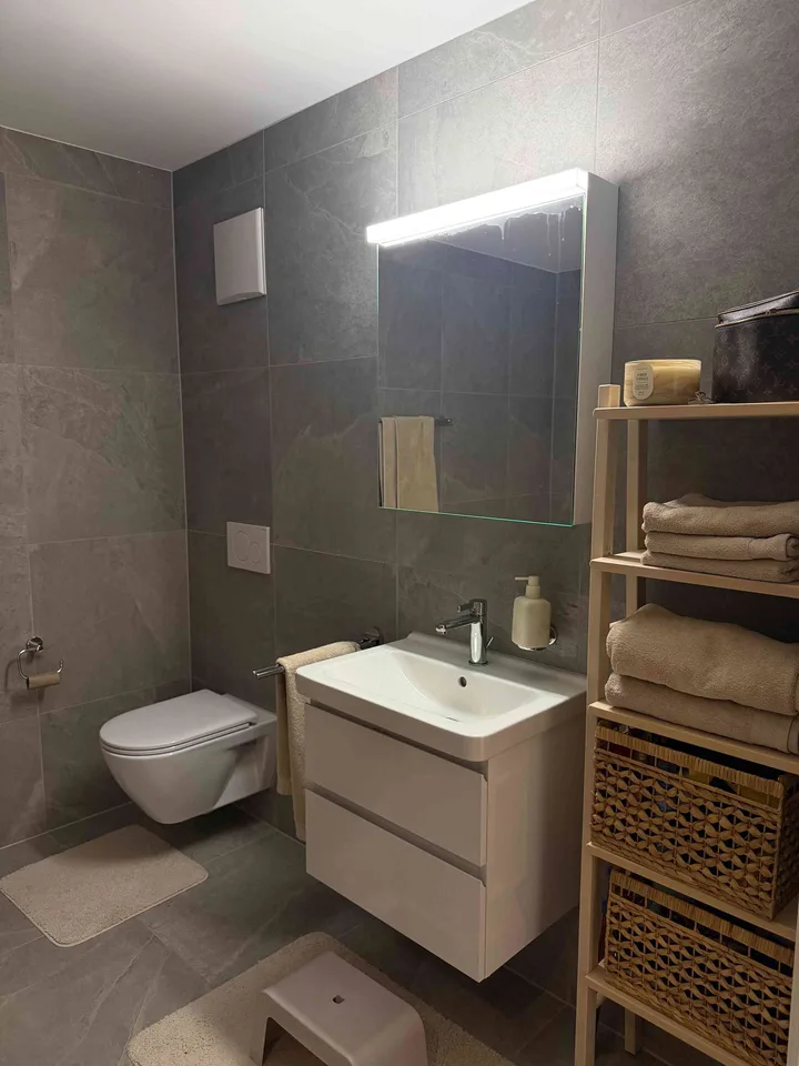 Neue 3.5-Zimmer-Wohnung in Näfels, Übernahme per sofort