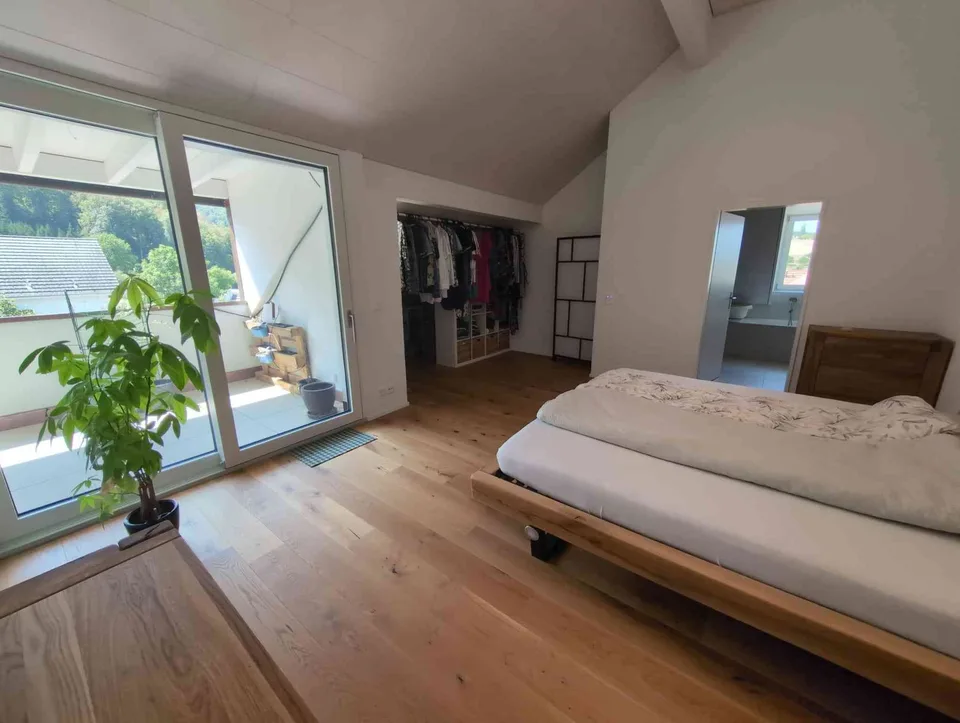 Nachmieter gesucht für exklusive 4.5-Zimmer Dachwohnung