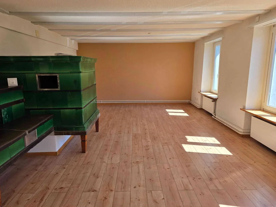 Freistehendes 6-Zimmer-Einfamilienhaus in Birrhard
