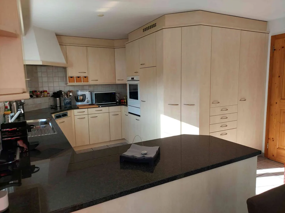 5.5 Zimmer , 150 m² , 2. Obergeschoss