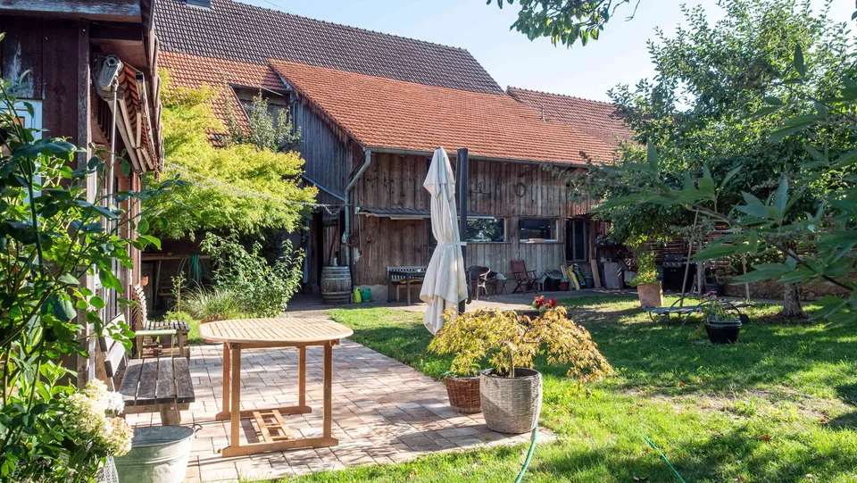 Charmantes 5-Zimmer-Bauernhaus mit grossem Umschwung – photo 5 sur 12