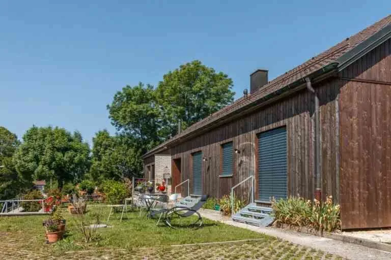 Einzigartiges Gästehaus mit Privathaus & Seminarzentrum – Panoramablic – foto 4 di 10