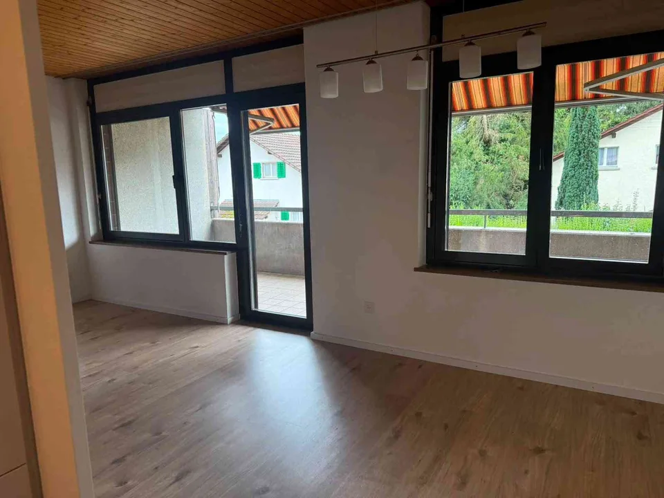 PER SOFORT EINE 3.5 ZWG IN STAUFEN ZU VERMIETEN.