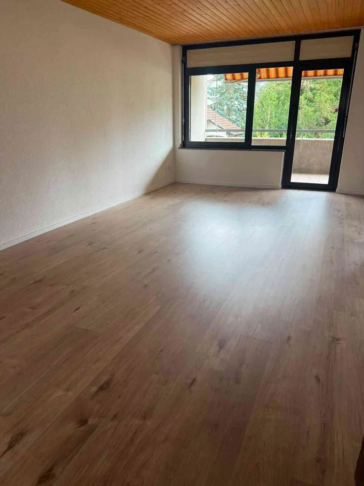 PER SOFORT EINE 3.5 ZWG IN STAUFEN ZU VERMIETEN.