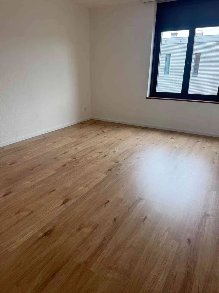 PER SOFORT EINE 3.5 ZWG IN STAUFEN ZU VERMIETEN.