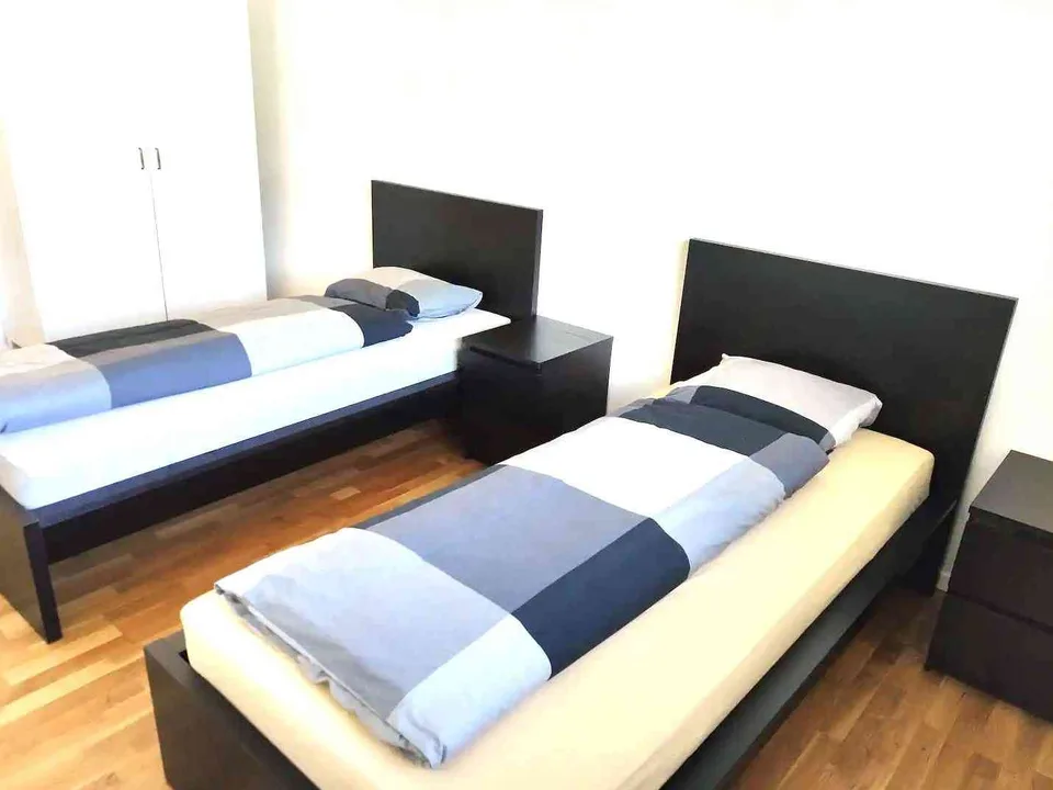 Moderne und Charmante 4.5-Zimmer-Etagenwohnung mit Balkon in Toplage