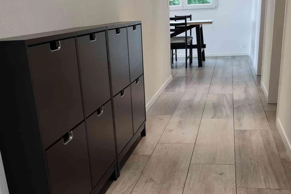 Moderne und Charmante 4.5-Zimmer-Etagenwohnung mit Balkon in Toplage