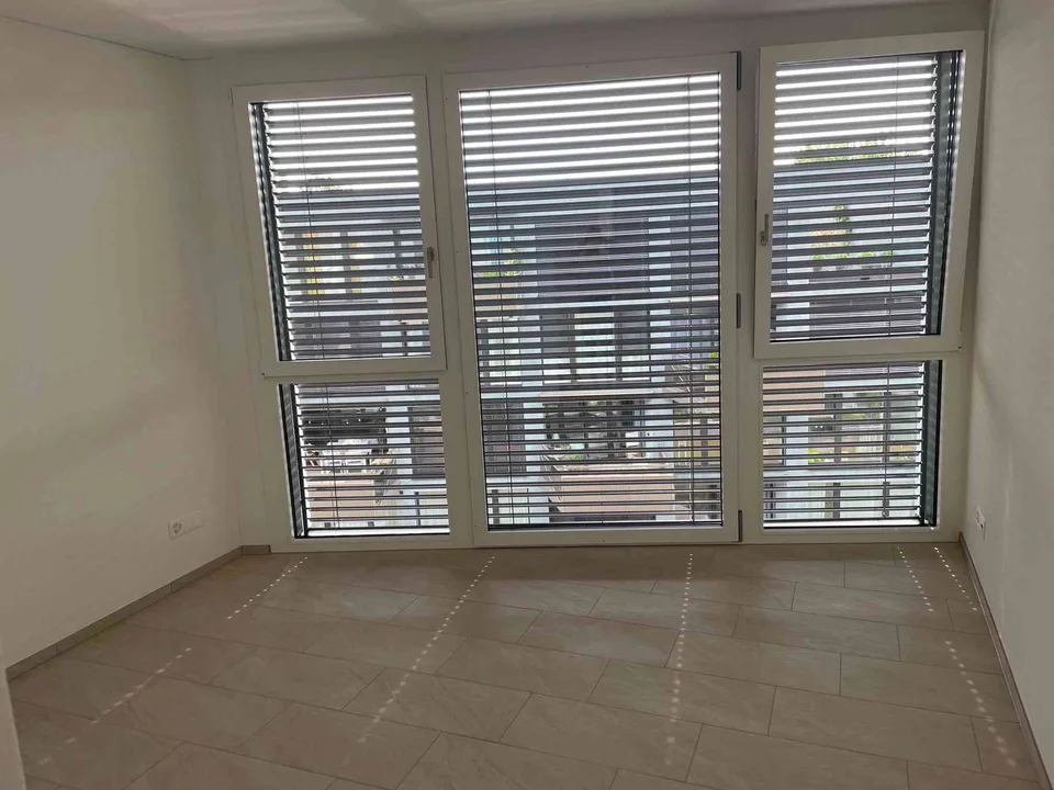 Schöne 2.5-Zimmer-Attikawohnung in Nidau–Modern, hell und mit Aussicht
