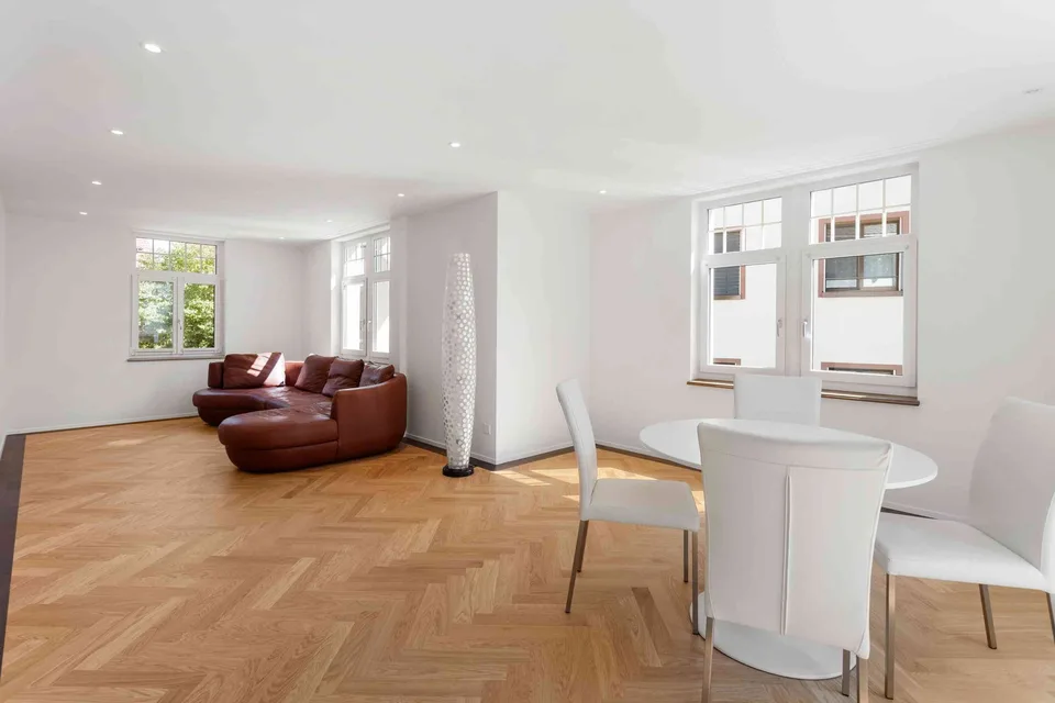 7.5 Zimmer Villa - seltene Gelegenheit mit Charakter&moderner Eleganz – Foto 11 von 27