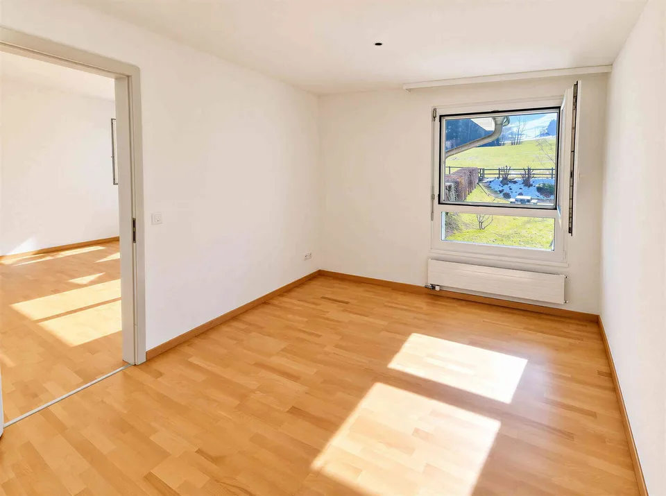 2 1/2 Zimmer 46m2 2 Etage