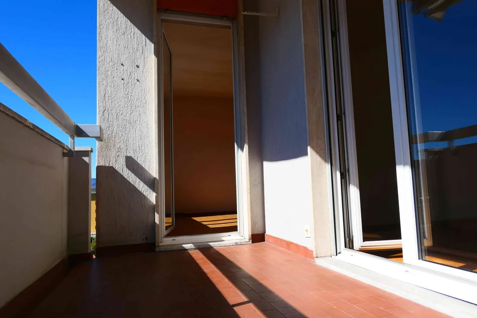 Appartamento luminoso, tranquill 68 m2, balcone con vista aperta a sud
