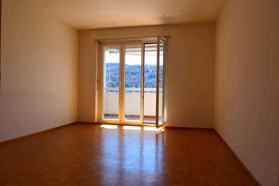 Appartamento luminoso, tranquill 68 m2, balcone con vista aperta a sud