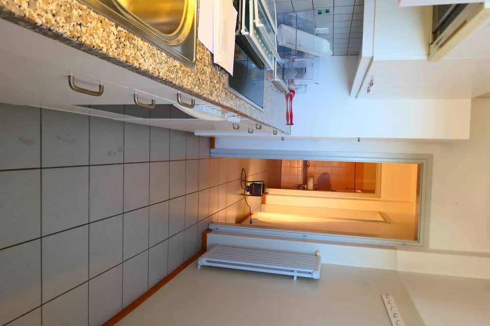 Appartamento luminoso, tranquill 68 m2, balcone con vista aperta a sud