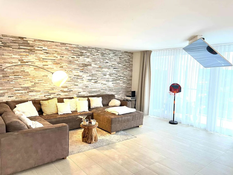 5.5 Zi. Traumwohnung mit Panorama-Aussicht