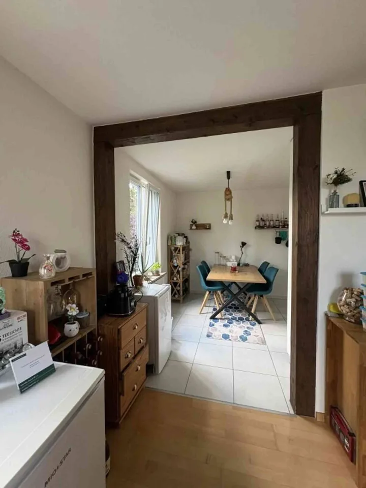 Charmante 2-Zimmer-Altbauwohnung in ruhiger und grüner Lage in Binning