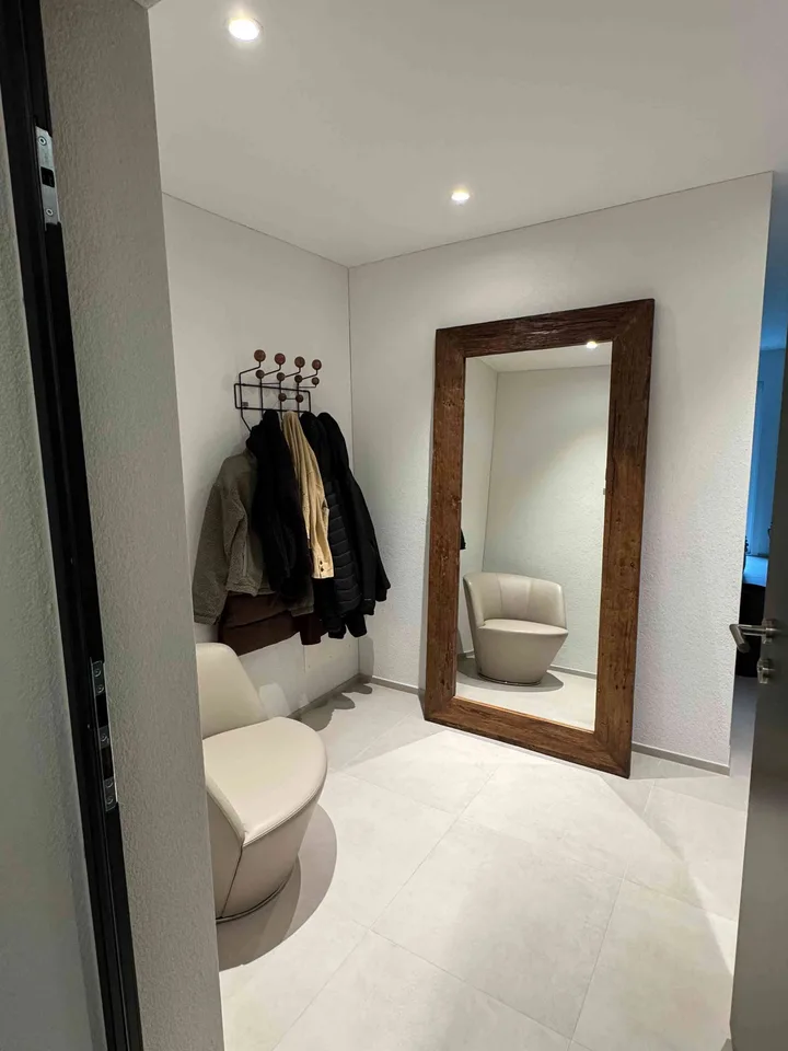 Moderne 2.5-Zimmer-Wohnung mit traumhafter Aussicht in Oberurnen