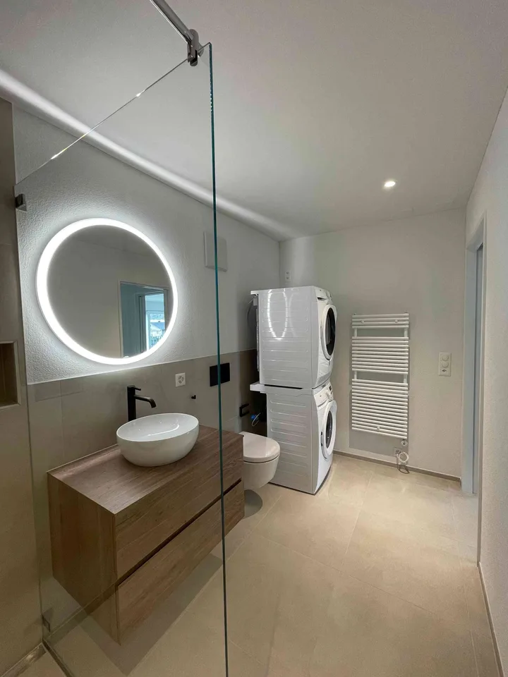 Moderne 2.5-Zimmer-Wohnung mit traumhafter Aussicht in Oberurnen