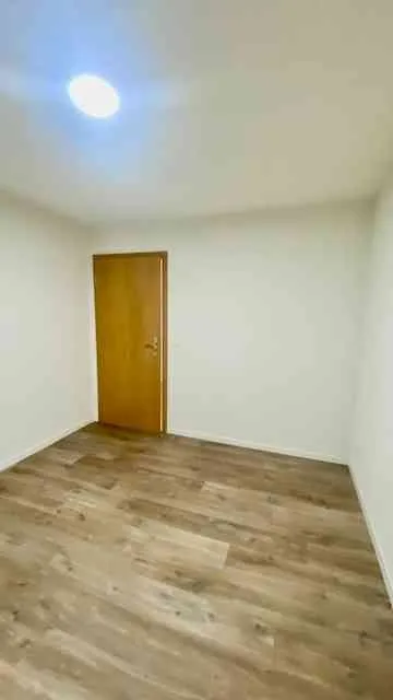 Geräumige und sehr helle 4.5-Zimmer-Wohnung mit 2 Balkonen