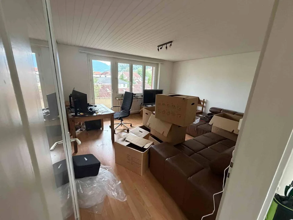 Eine schöne 4.5 Zimmer Wohnung zu vermieten