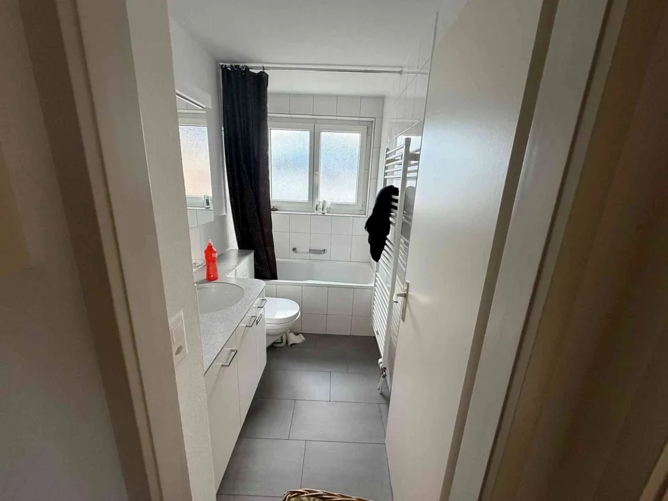 Eine schöne 4.5 Zimmer Wohnung zu vermieten